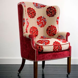 red balloon back chair