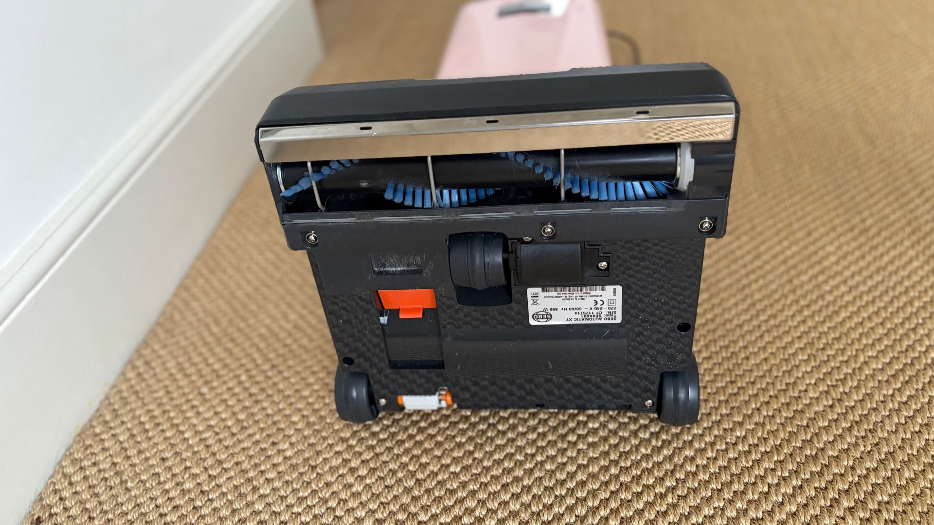 Testing the SEBO Automatic X7 Vacuum