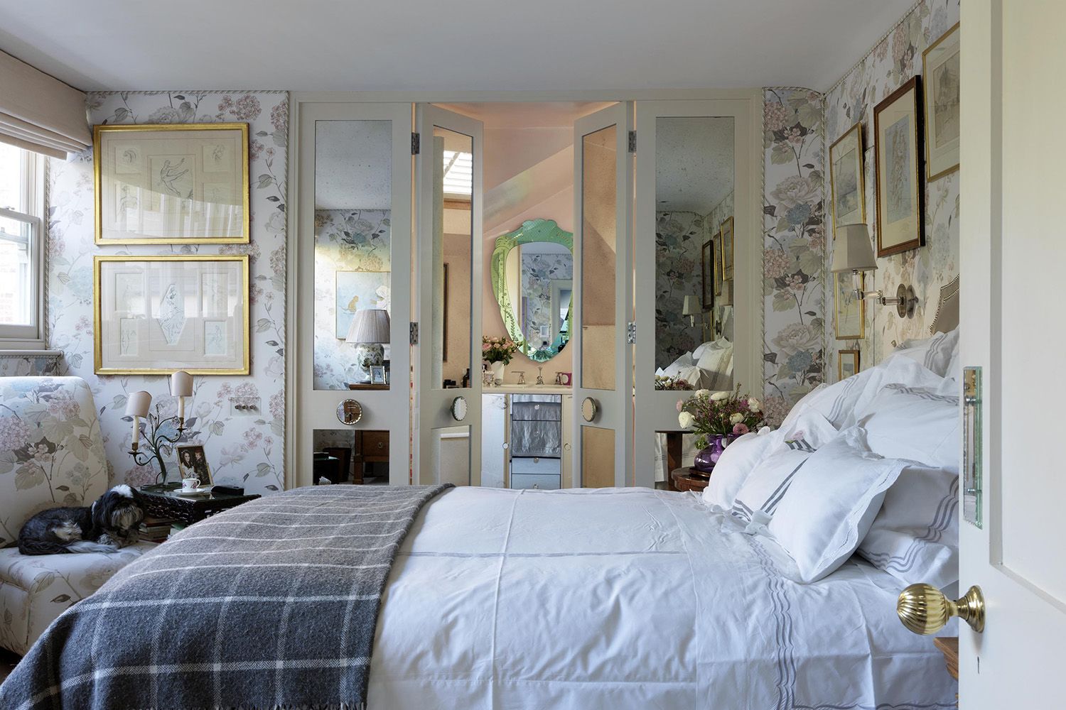 Nina Campbell on avoiding bedroom design mistakes | Homes & Gardens
