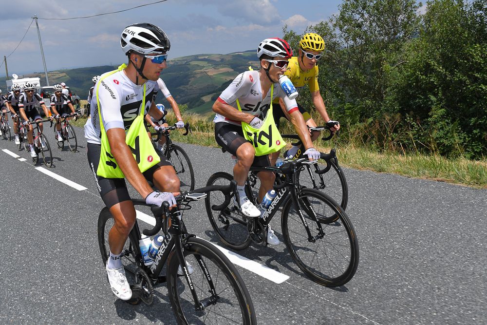 Team Sky riders fuel up during stage 15