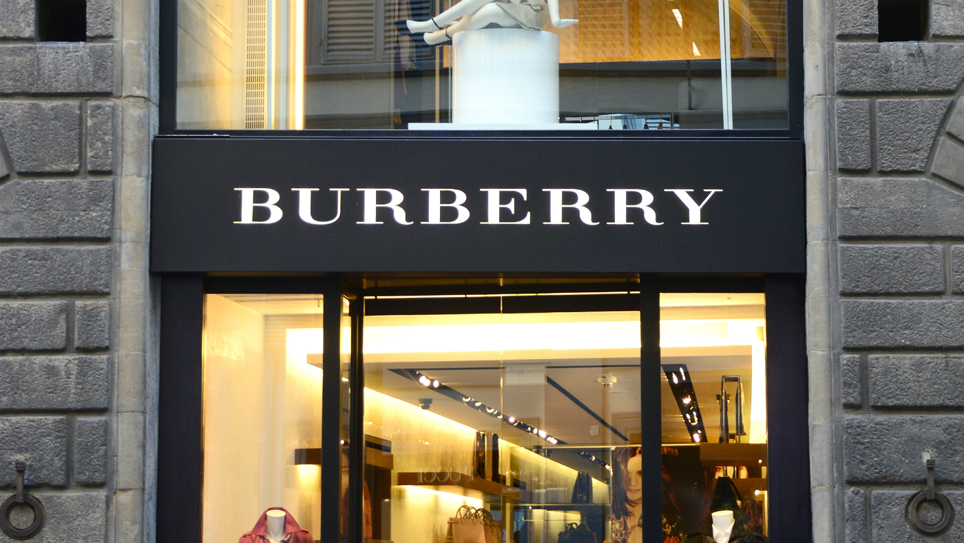 Burberry stops burning unsold goods and using real fur - BBC News