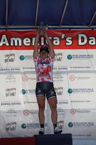 Thiensville Extreme Ski & Bike Cycling Classic - Laura Van Gilder proves too strong again