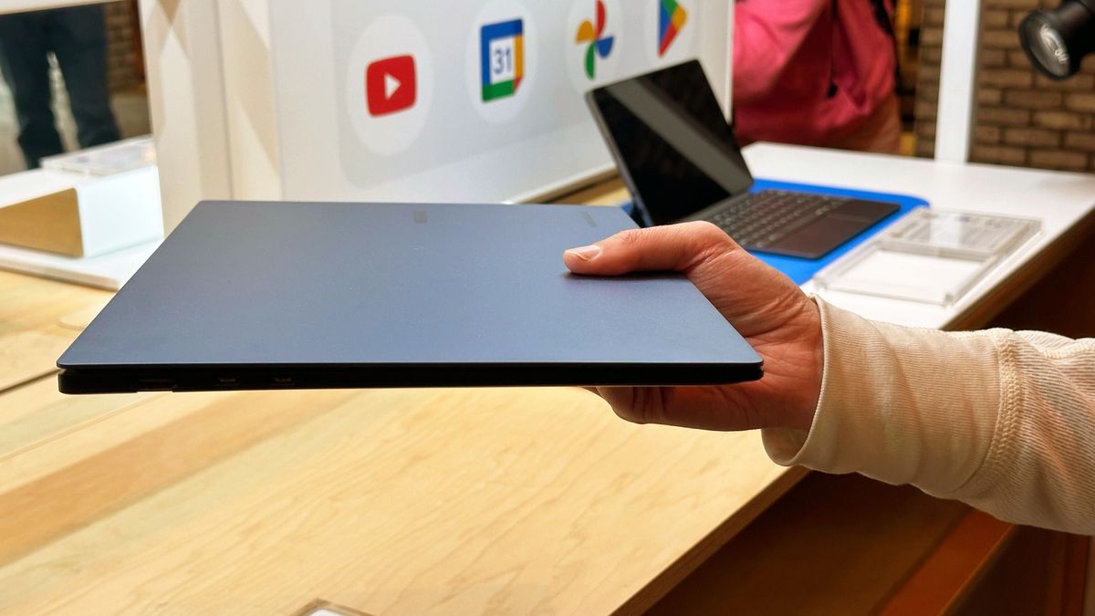 Samsung Galaxy Chromebook Plus