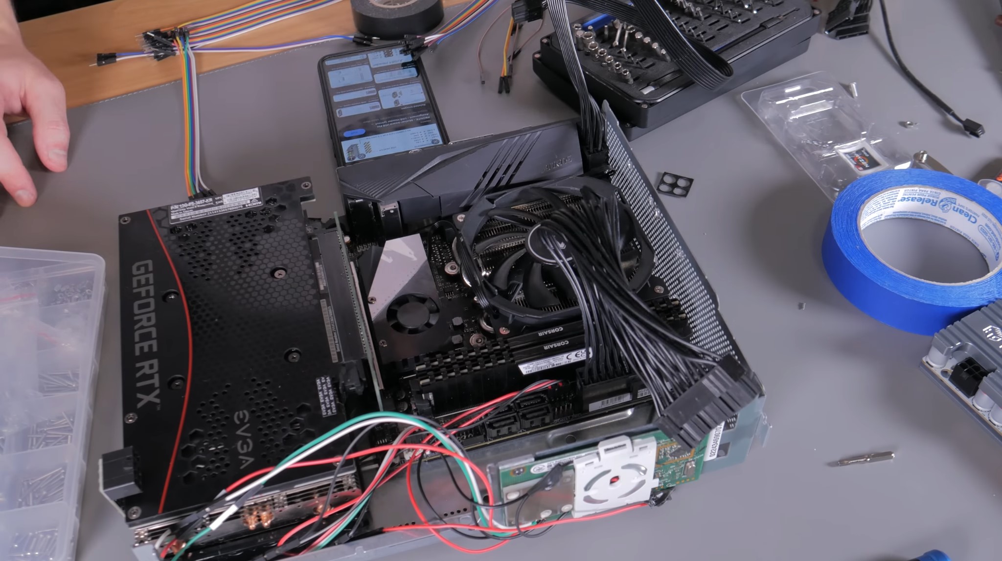 Internals of Xbox 360 gaming PC demonstrating cooling, graphics, motherboard all squished together in very close proximity.