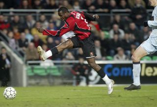 John Utaka scores for Rennes against Lens in February 2006.