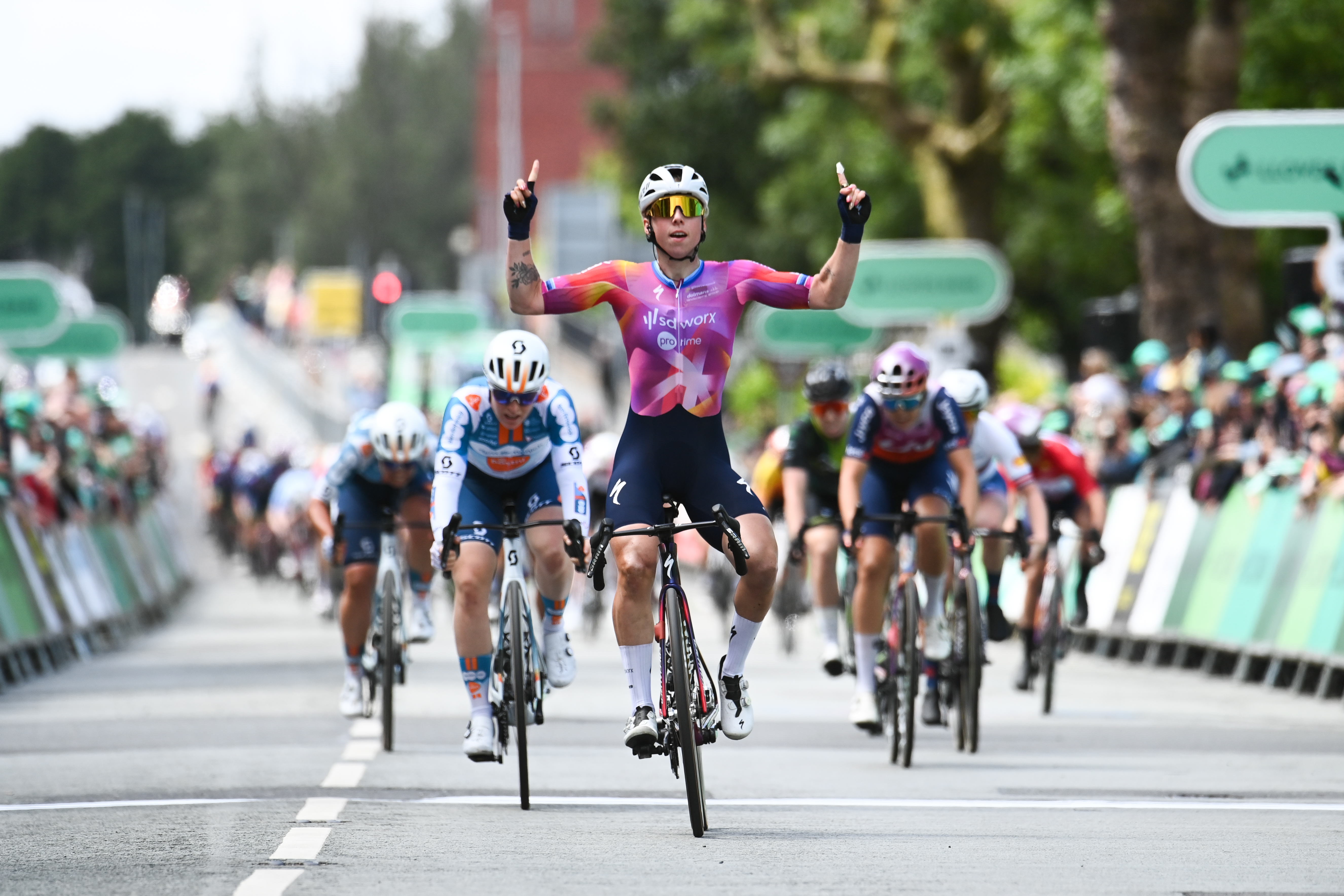 Lorena Wiebes wins at the Tour of Britain in 2024