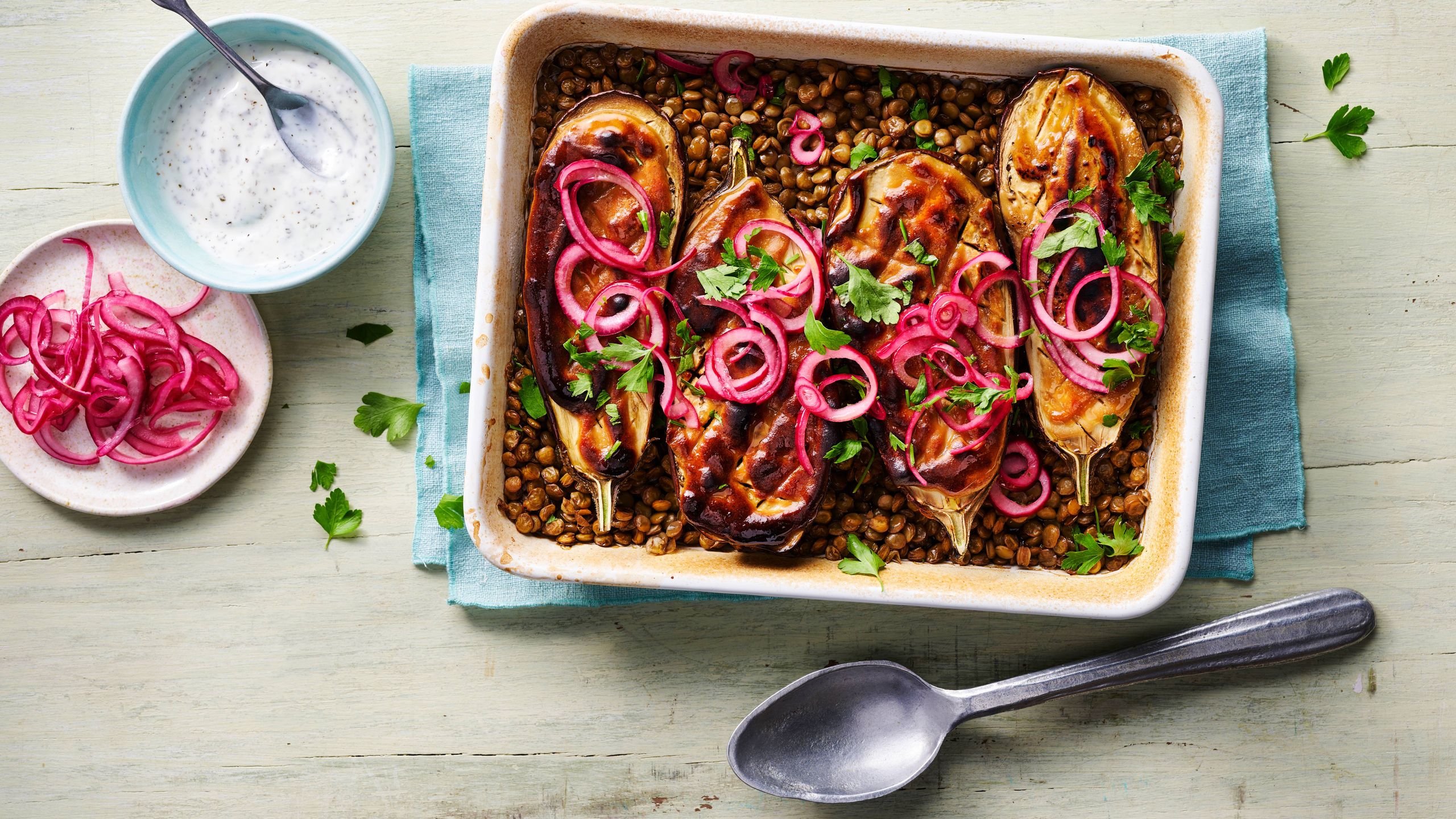 Baked aubergines and lentils recipe