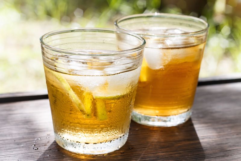 Too Much Iced Tea Blamed for Man's Kidney Failure