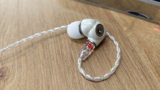 Meze Audio Alba in-ear wired headphones
