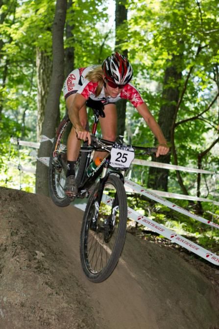 Jamie Busch over the boulder in Nitro Amphitheater