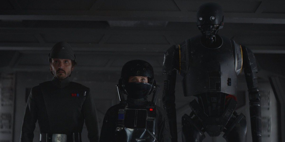 Diego Luna, Felicity Jones and Alan Tudyk&#039;s K-2SO in Rogue One