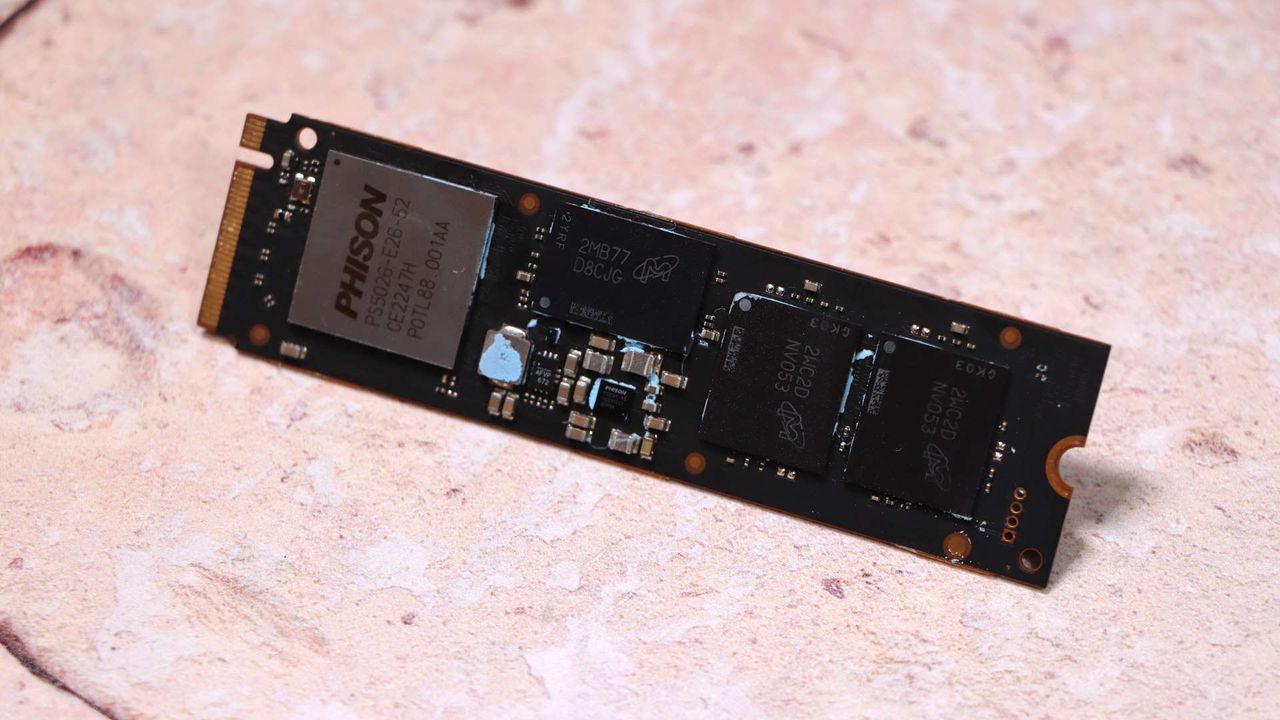 Crucial T700 SSD