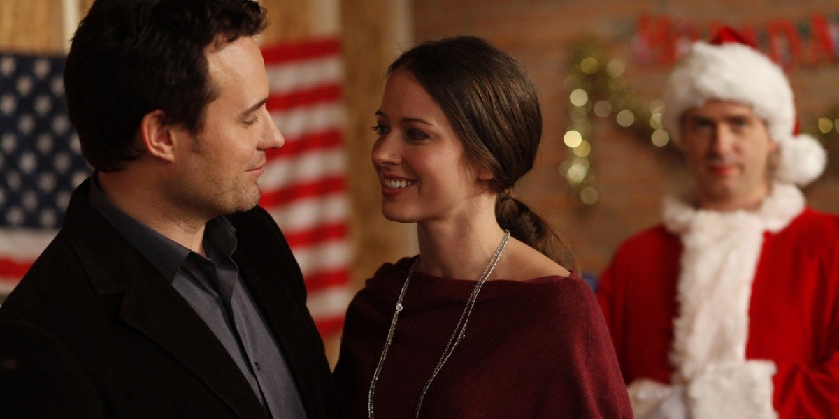 Amy Acker and David Haydn-Jones in Dear Santa