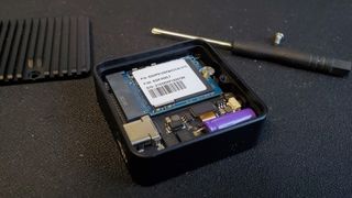 DockCase Pocket Smart SSD enclosure