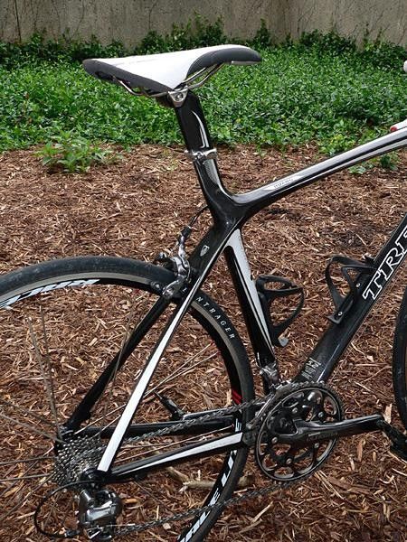 The integrated seat mast is engineered with a prescribed amount of flex for more rider comfort.