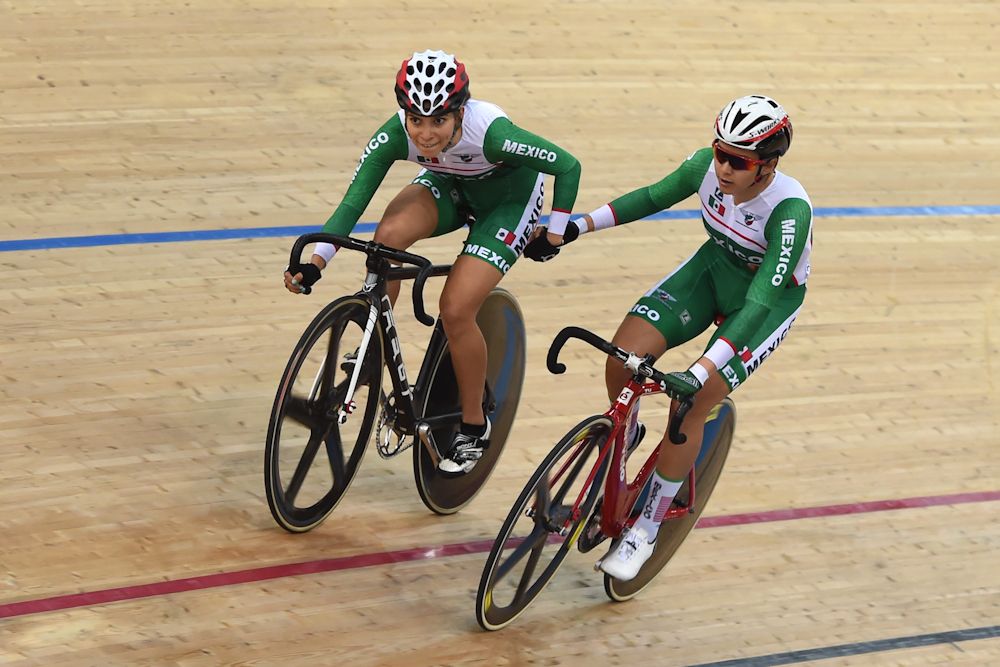 Mexico's Lizbeth Yareli Salazar Vazquez and Sofia Arreola Navarro compete during the women's madison final at the Hong Kong Velodrome during the Track Cycling World Championships