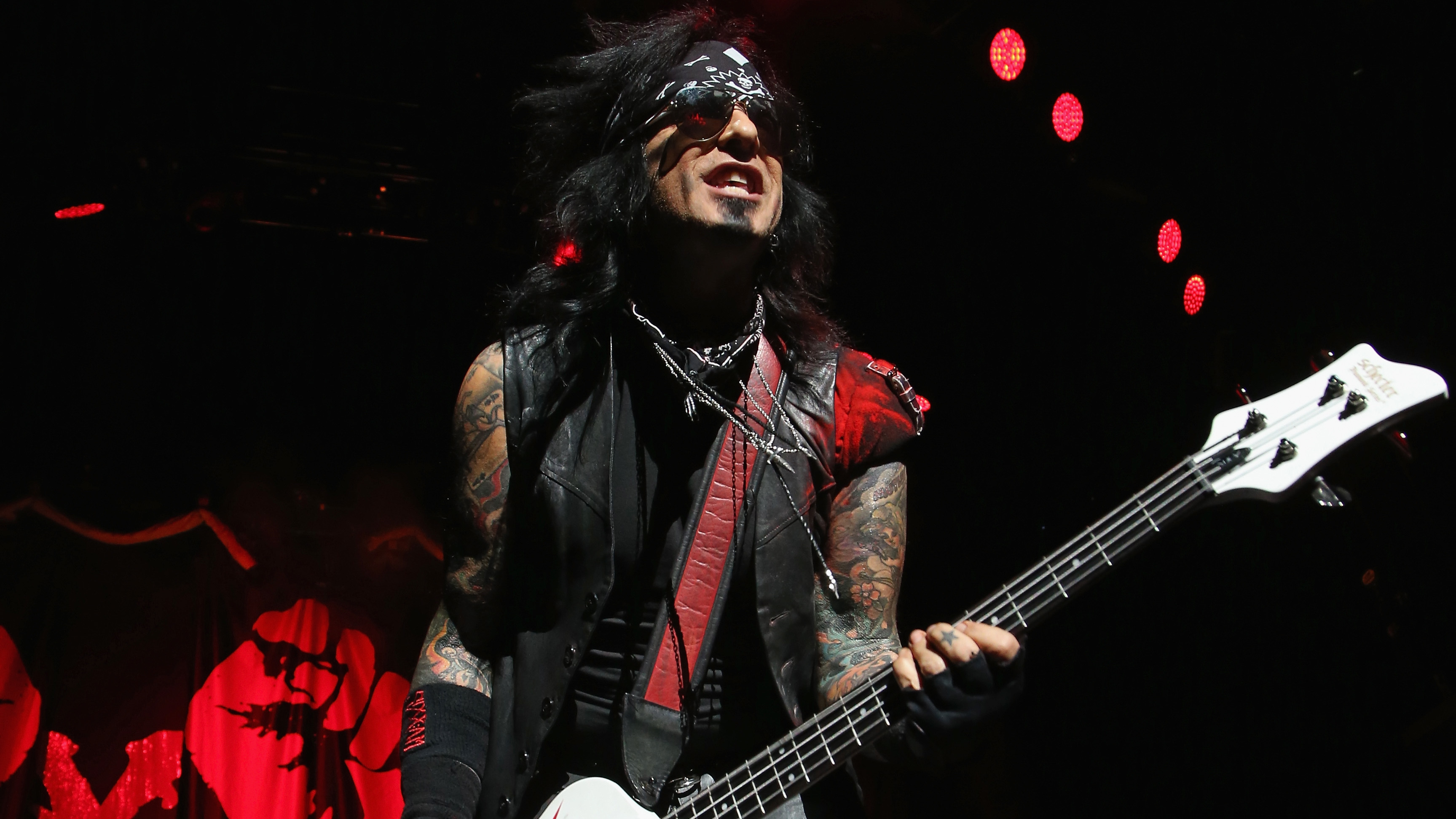 Nikki Sixx