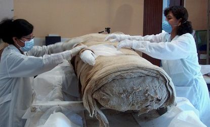Archeologists unwrap an ancient mummy: For the first time in 3,000 years a person will undergo the mummification process for scientific research.