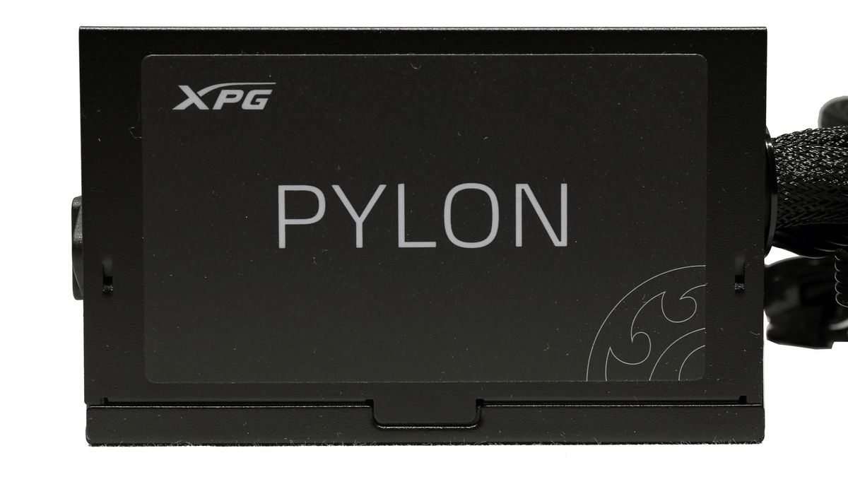 XPG Pylon 650