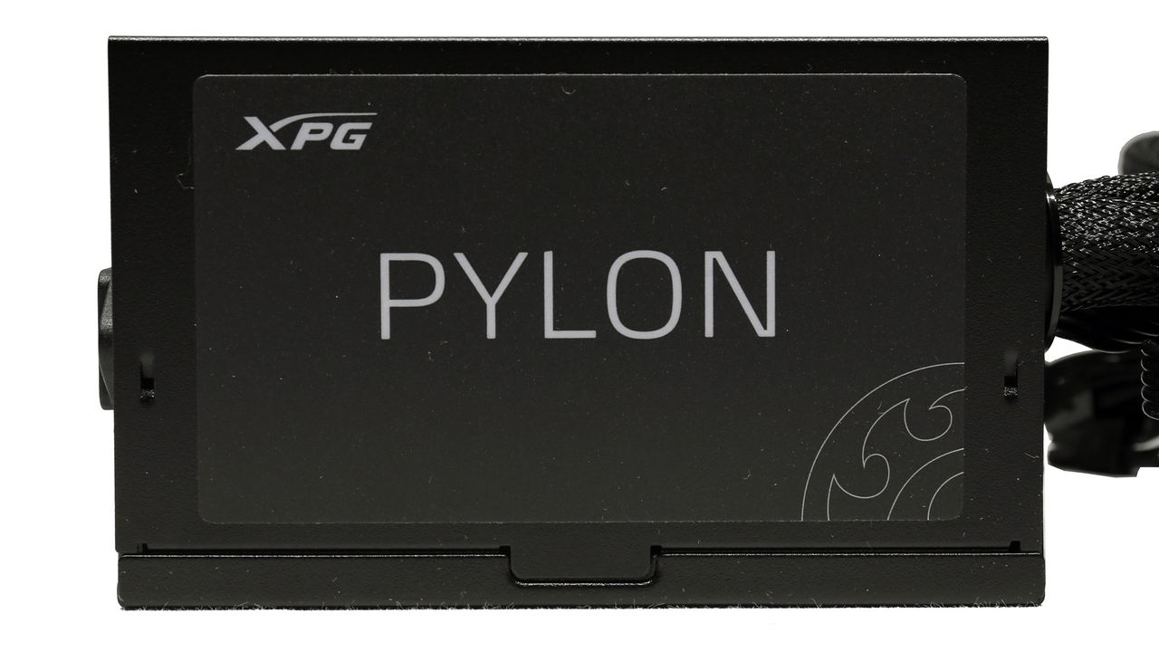 XPG Pylon 650