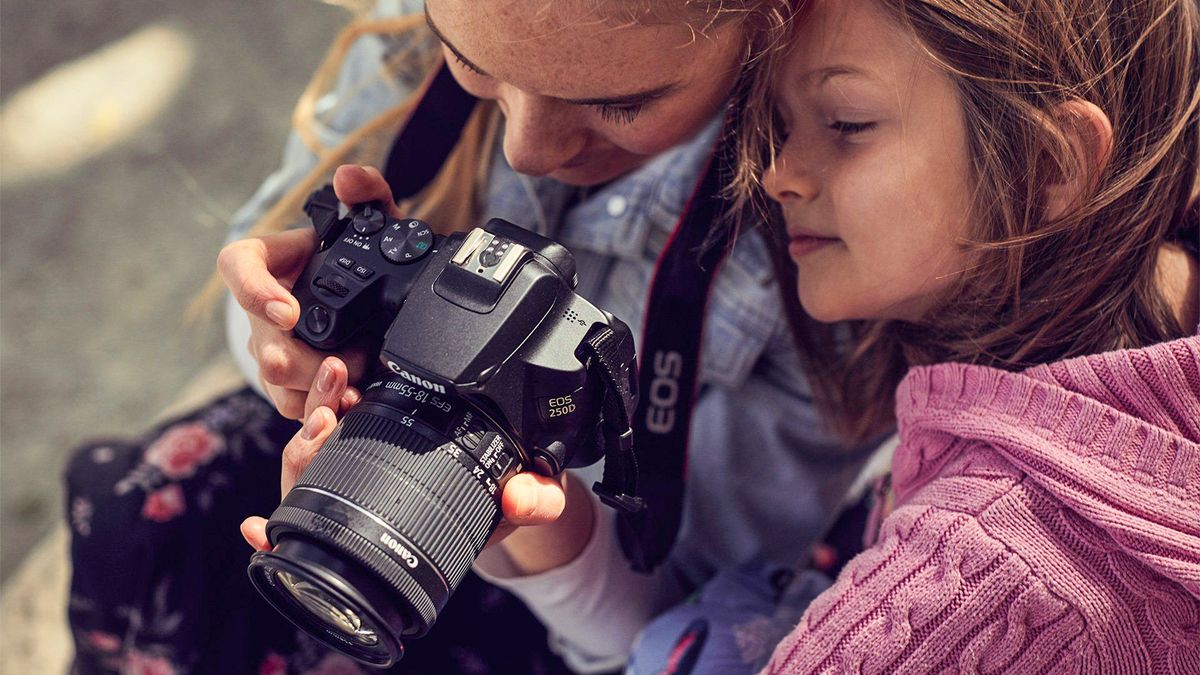 Photography for kids – 10 ideas for kids to shoot (to stay busy during lockdown!)