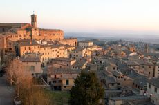 Montepulciano-at-sunrise