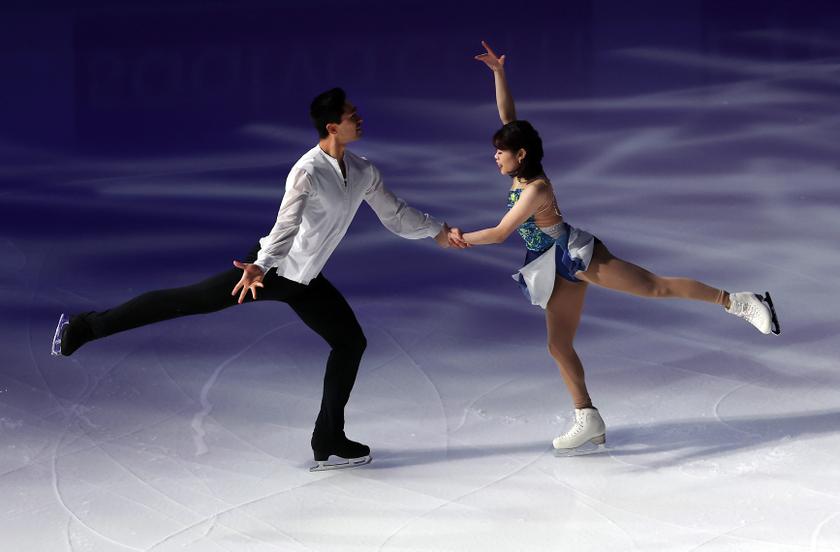 ST LOUIS, MISSOURI - JANUARY 11: Emily Chan and Spencer Akira Howe perform during a Making the Team event of the 2026 United States Figure Skating Championships at Enterprise Center on January 11, 2026 in St Louis, Missouri. (Photo by Jamie Squire/Getty Images)