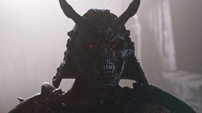 Shao Kahn (Martyn Ford) in Mortal Kombat 2