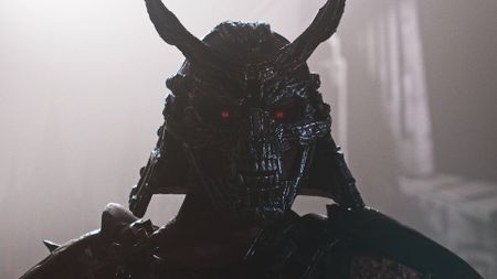 Shao Kahn (Martyn Ford) in Mortal Kombat 2