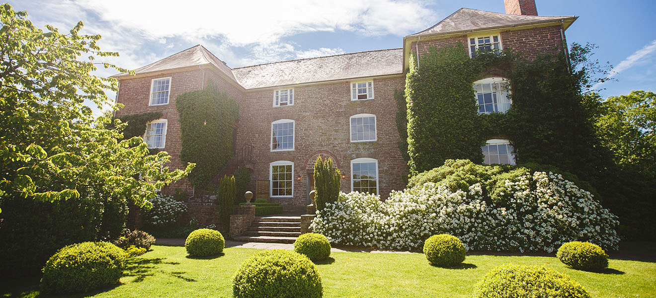 Dewsall Court