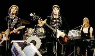 Denny Laine, Paul McCartney, Linda McCartney, performing on show Top of the Pops 1974