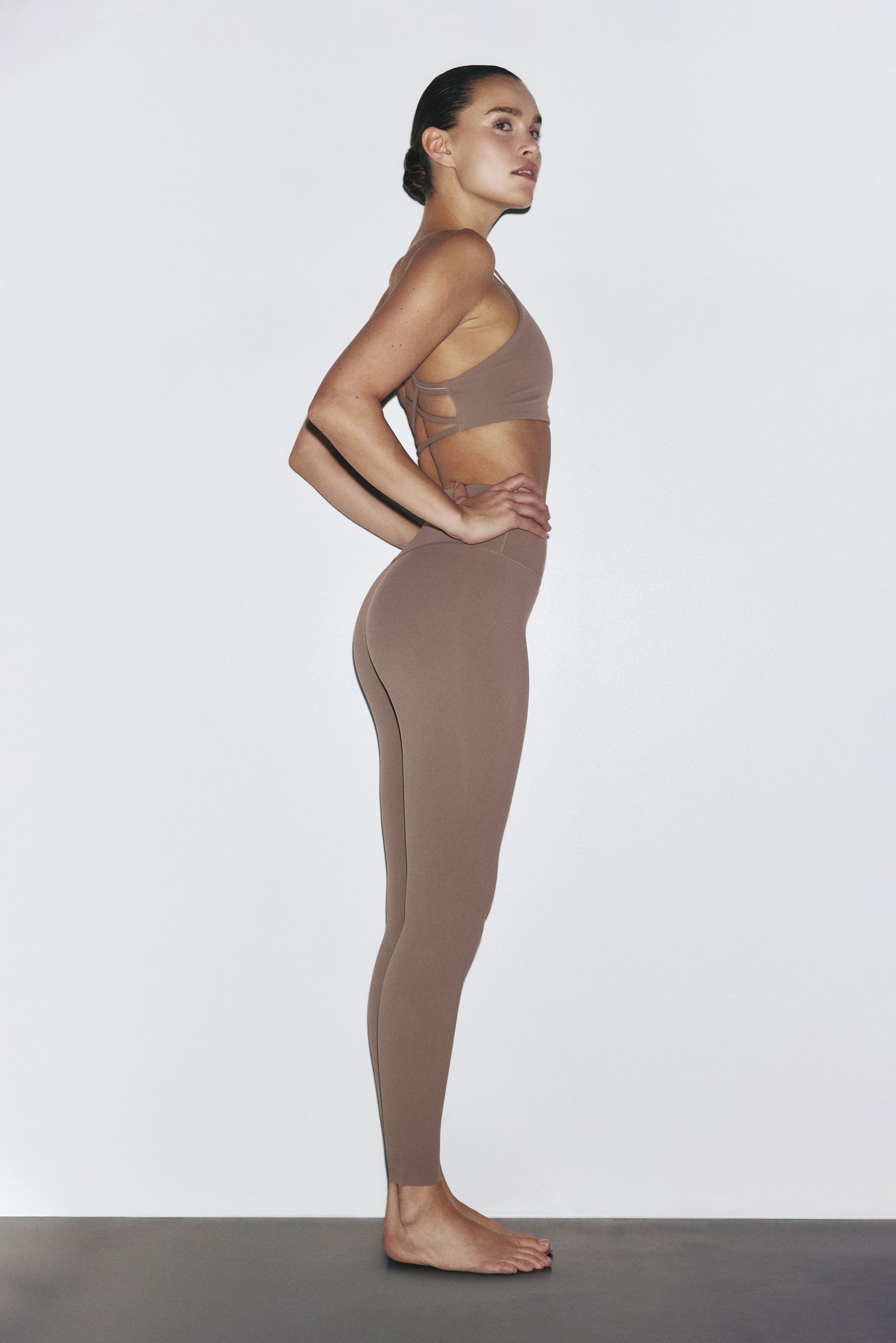 Sculptmove™ High-Waisted Leggings - Black