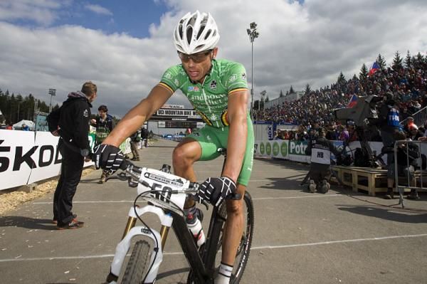 Sven Nys finishes up