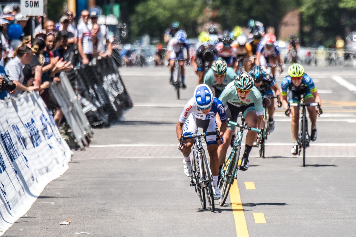 Coryn Rivera (UnitedHealthcare) leading in the sprint