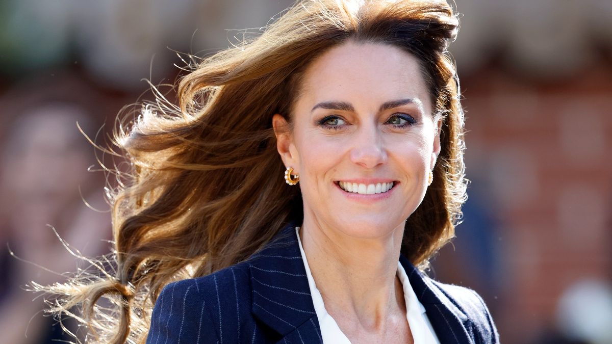 The 'subtle message' that Kate Middleton is sending with ...