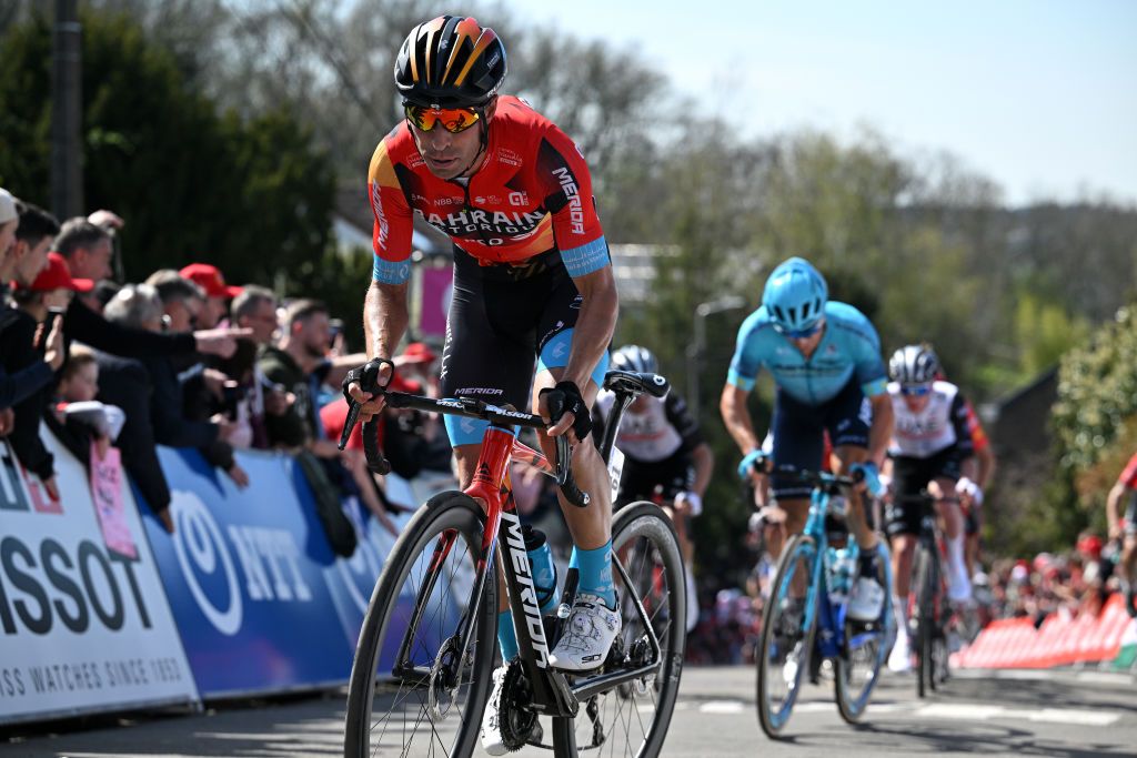 HUY BELGIUM APRIL 19 Mikel Landa of Spain and Team Bahrain Victorious competes during the 87th La Fleche Wallonne 2023 Mens Elite a 1943km one day race from Herve to Mur de Huy UCIWT on April 19 2023 in Huy Belgium Photo by David StockmanGetty Images