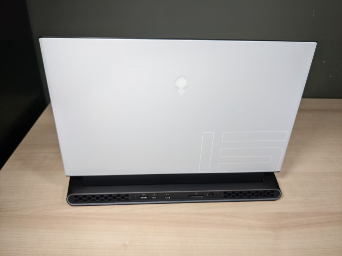 Alienware m15 R4