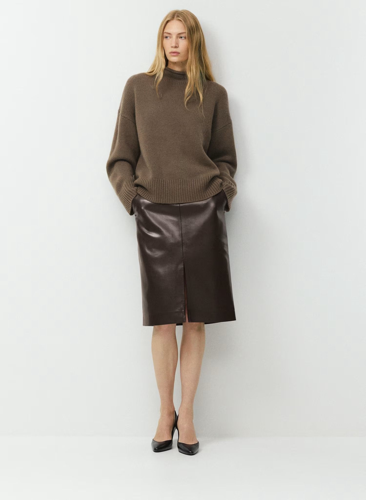 Aritzia, Aperture Skirt