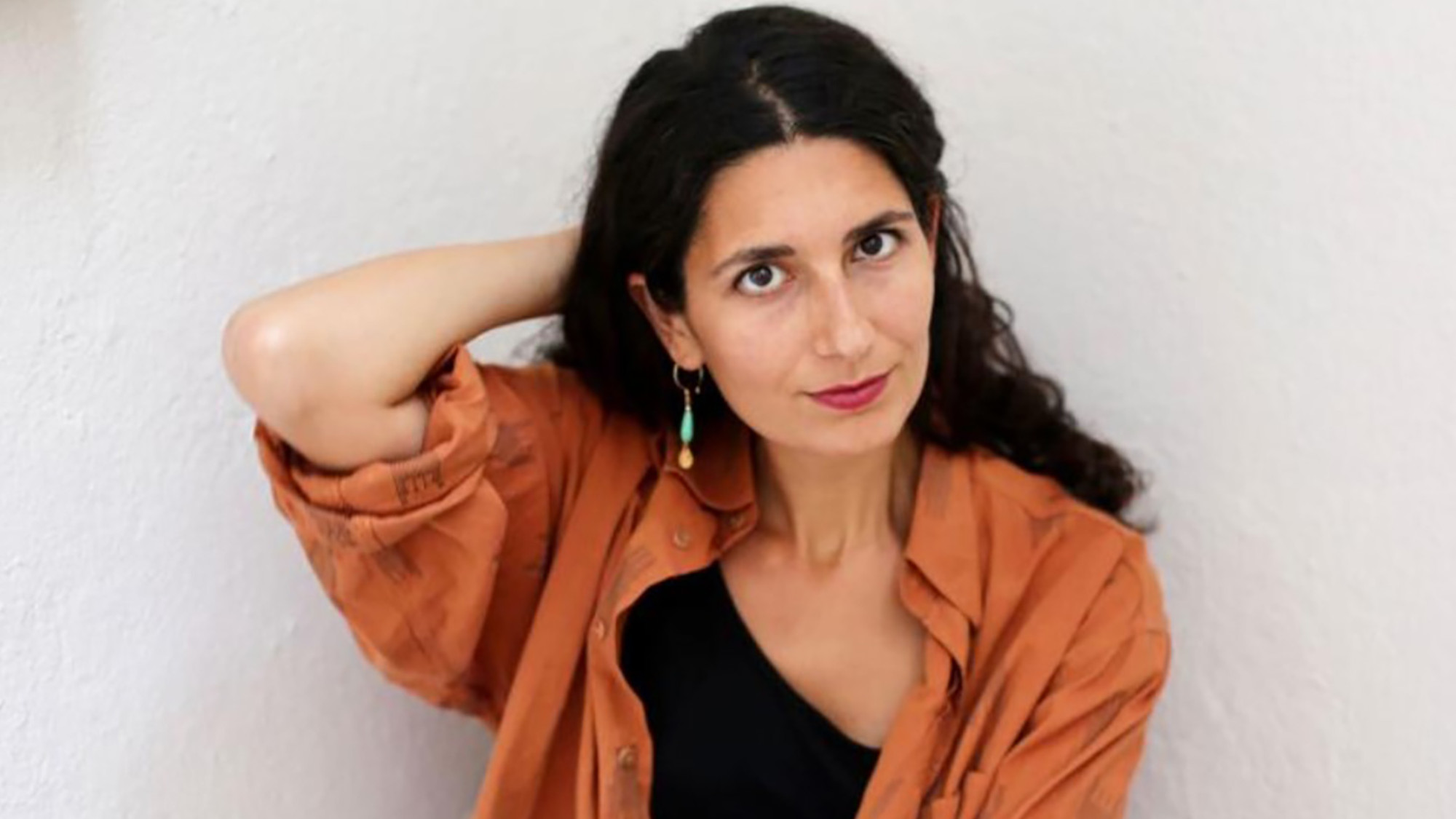 Aysegul Savas