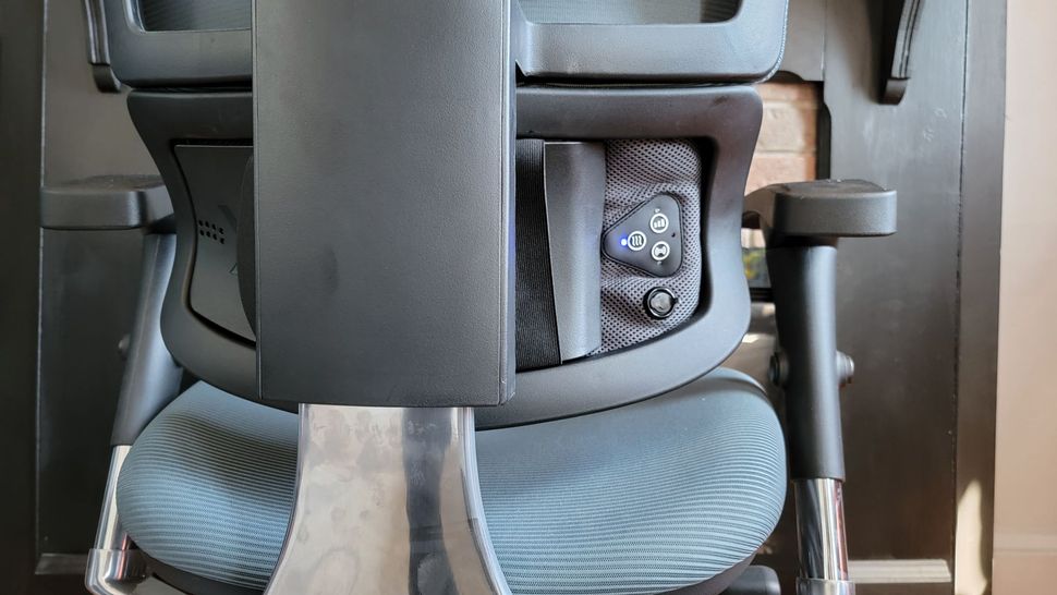 Hands On XChair's Elemax Adds Heat, Massage and Active