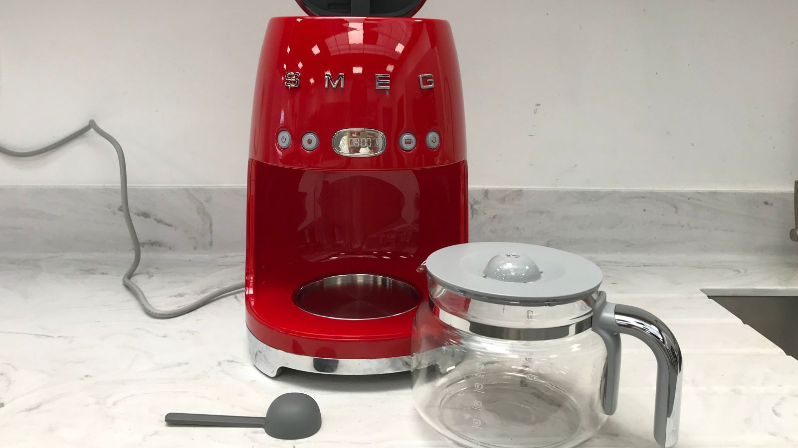 Smeg Drip Coffee Maker 50s style with modern technology Homes & Gardens