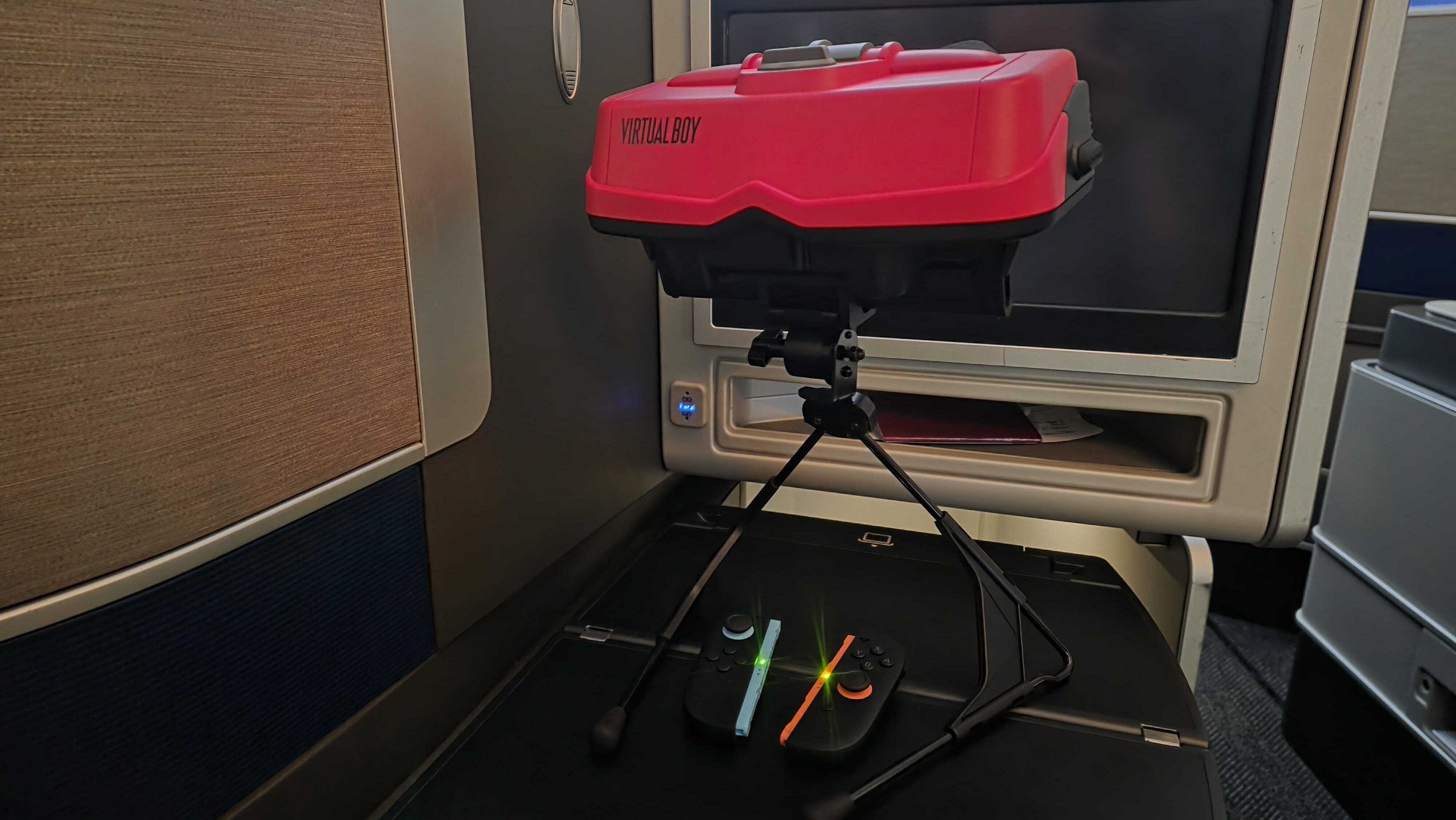 The Virtual Boy on a United flight's tray table