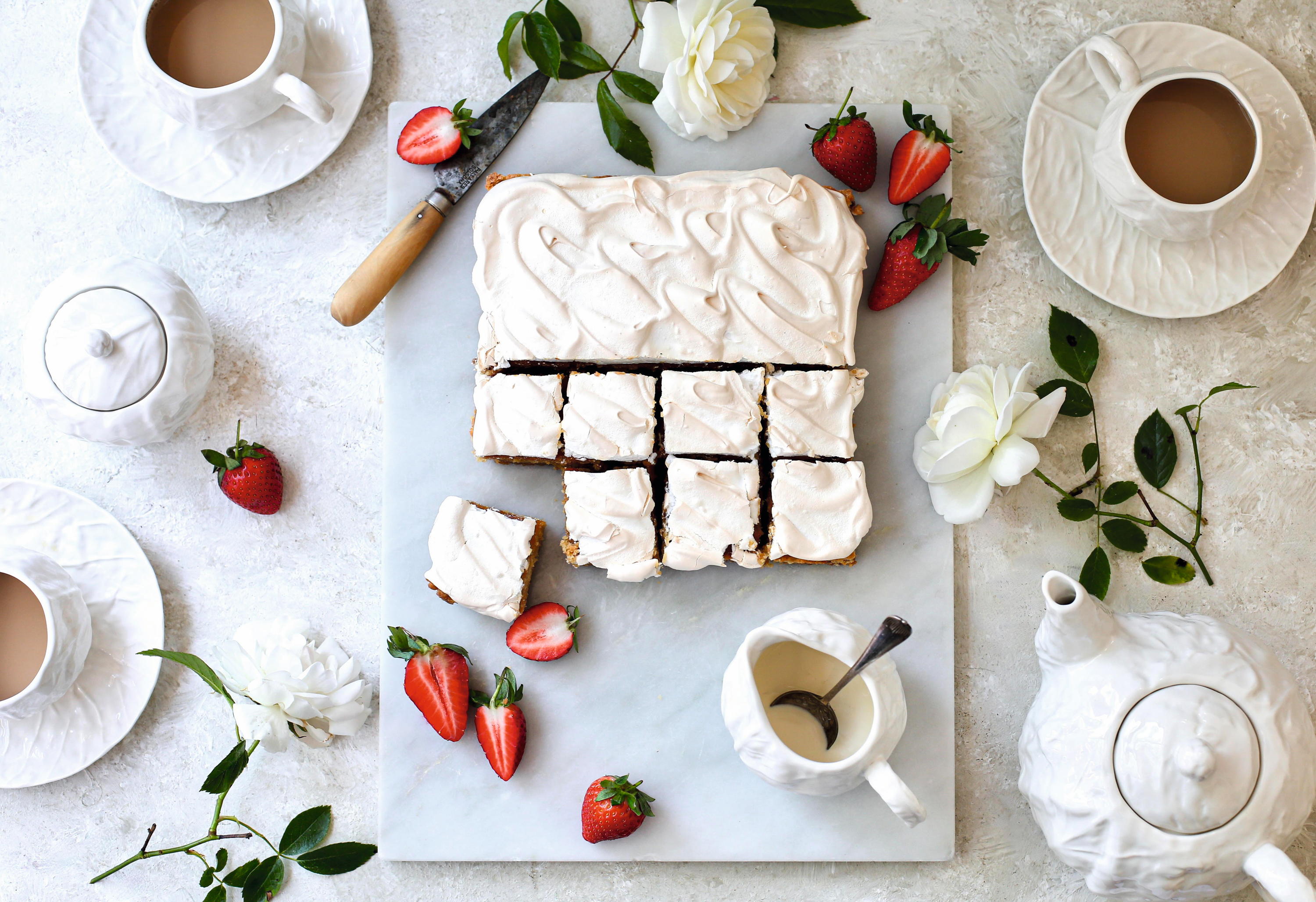 Eton mess strawberry blondies
