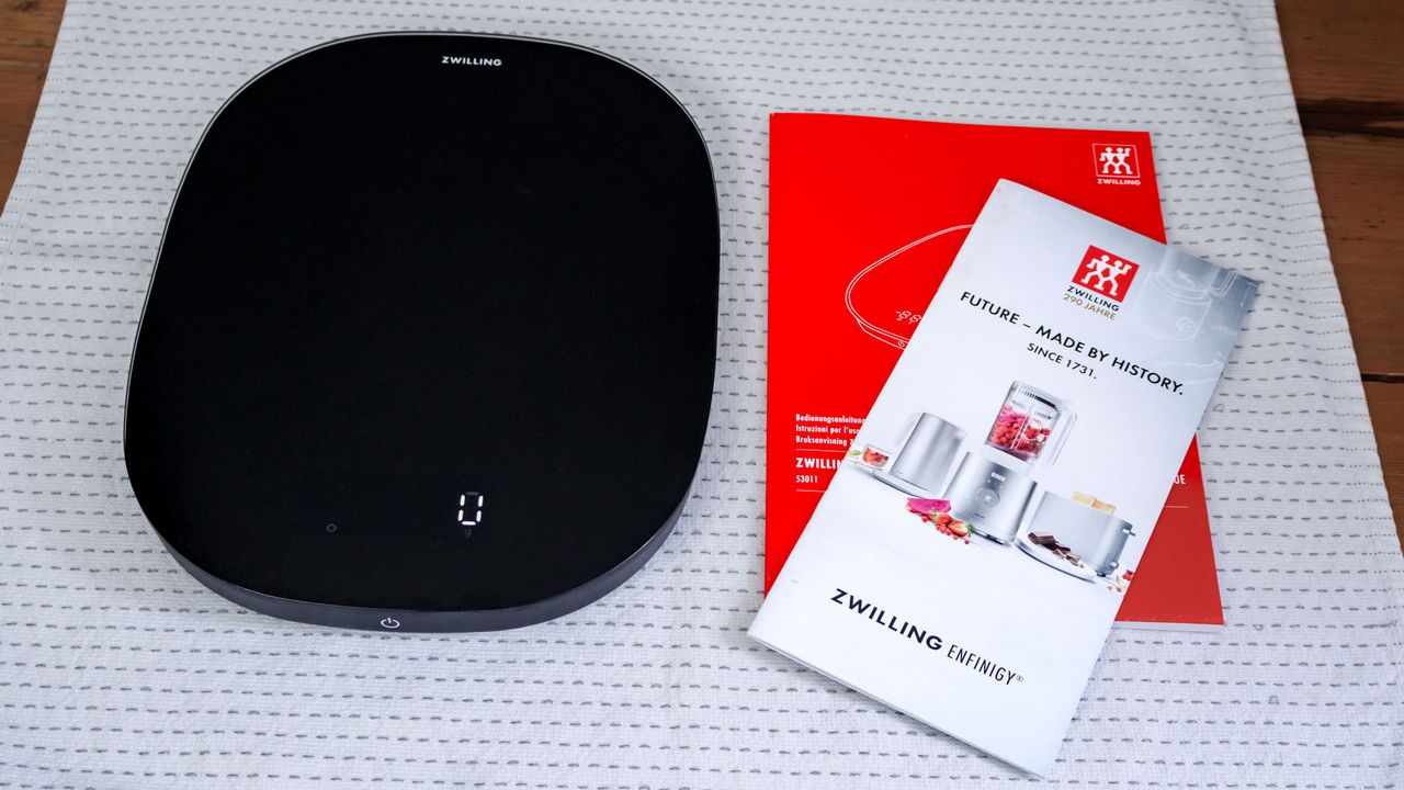 Zwilling Kitchen Scales wth instructions