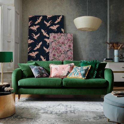 Decorating the wall behind the sofa: 10 styling tips | Ideal Home