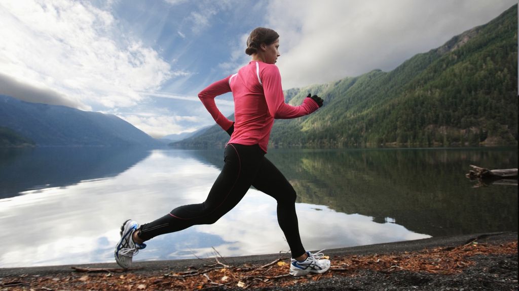 How should trail running shoes fit for the best comfort? Advnture