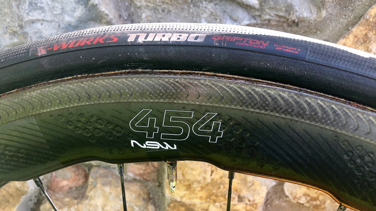 Bennett opts for 26mm S-Works Turbo tubular tyres