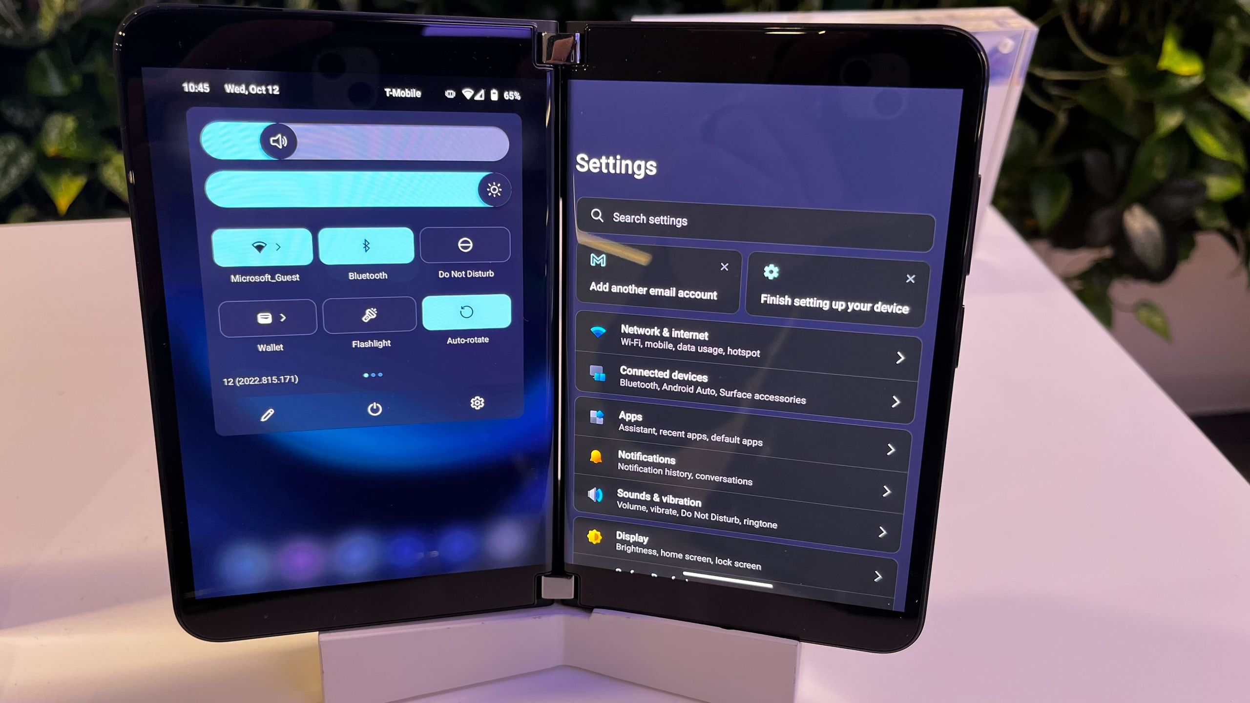 Here's your first look at the redesigned Android 12L release for ...