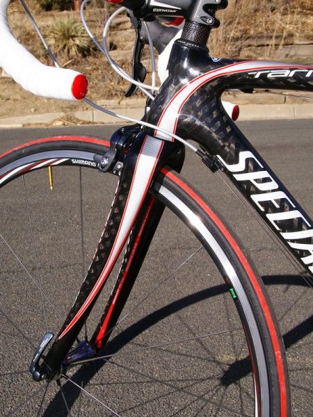 Paired to the tapered head tube is a tapered all-carbon fork.