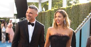 Jessica Alba and Cash Warren attend the 2022 Vanity Fair Oscar party